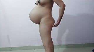 Desi village bhabi hard pussy pamping