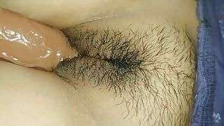 IM HOT PLAYING TOY IN MY WET PUSSY