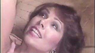 Janey Robbins- Anal Scene 1o1 (Gr-2)