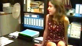 Michaelle, 20 year old who wants to suck!