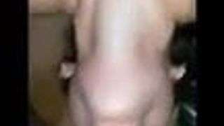 Zenata i nejzinite prijateli