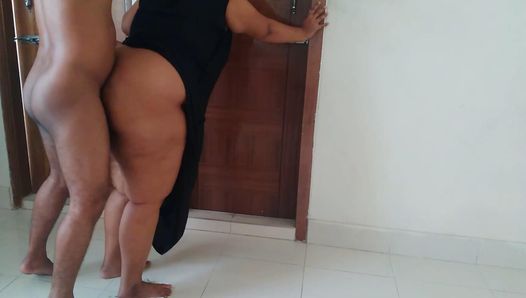 almisriat alhimar kabirat muthir zawjat almalaein rabib ‘athna’ tanzif almanzil – Anal Fucking & Cum huge