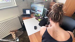 employee caught by her boss and filled up with cum – busines