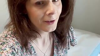 Fingering Myself At The Doctor’s In A Pretty Summer Dress