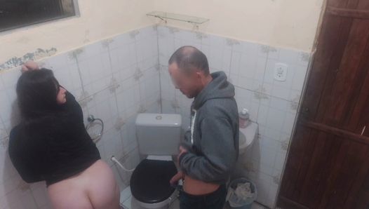 he follows me to the bathroom of a bar, pisses me off, fucks me and cums in my pussy