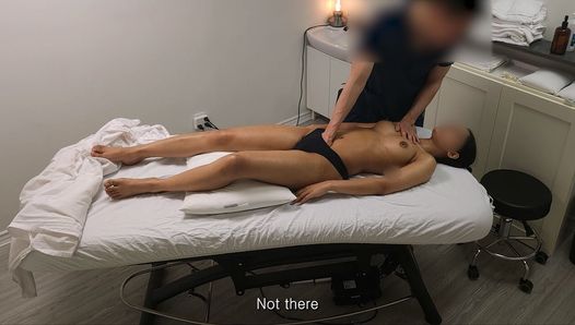 Young Indian college student gets the unforgetable first massage