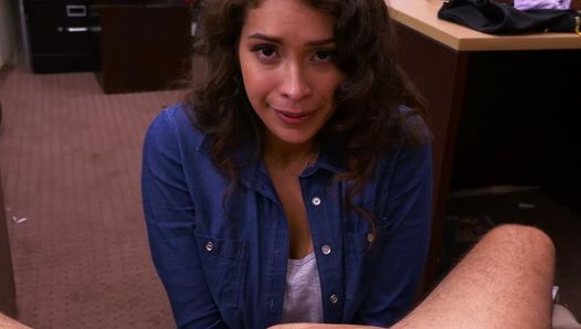 Desperate chick fucks for money – XXX Pawn