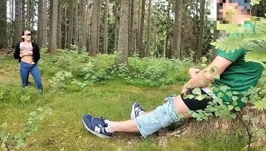 Dickflash in the forest, a stranger sucks a cock and has sperm on her tits