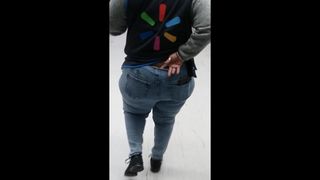 Gotta love that latina booty