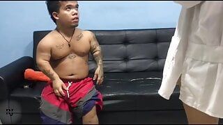 I give a rich massage with a happy ending to a short person