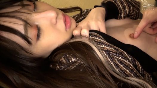 M795G05 Gonzo SEX with a neat, serious, and calm young lady type beauty!