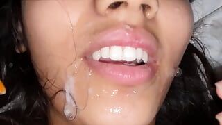 malik ko n rahne per malkin ne naukar se hi chut tokwa liya