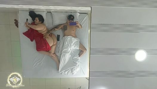 My best friend was left by her boyfriend, so she is spiteful and wants sex, I please her and give her dick all night