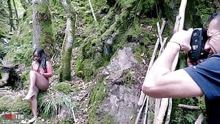 Nikao Feasts on the Pussy of Paris, a Beautiful Little Black Colombian During Her Photoshoot