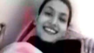 pakistani busty girl beautifull tits boobs