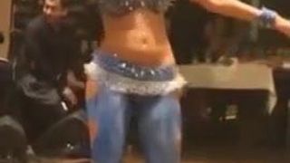 sexy Lebanese dance