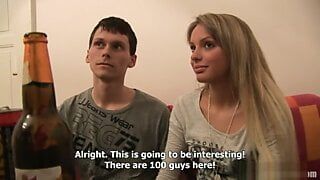 Veronika e Adela anal gangbang