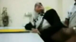 Sex indonesia – bidan dan satpam