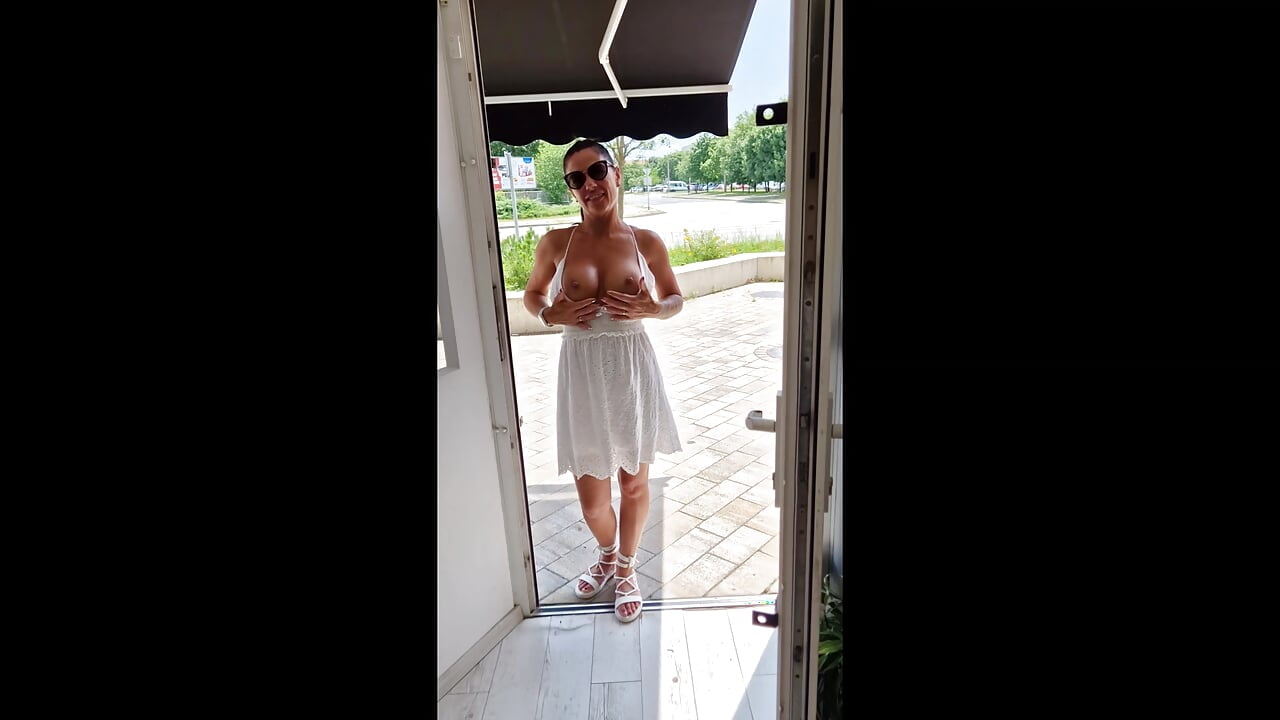 AMAZEMILF FLASHING,AND BLOWJOB IN PUBLIC SHOP