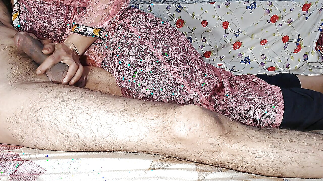 desi pakistani bhabhi pussy fucked with hardsex in doggystyle