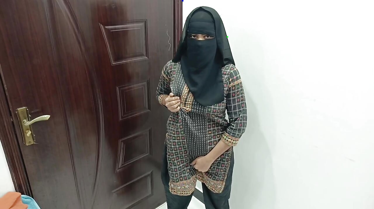 Desi Pakistani College Girl Striptease Nude