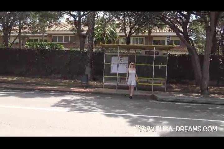 Flashing naked in public in Spain