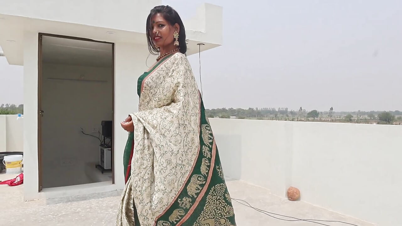 grabbed my aunty in the kitchen room and started fucking her