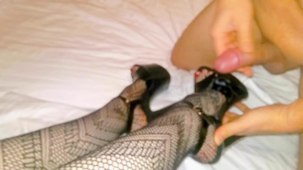 High Heels Cumshot