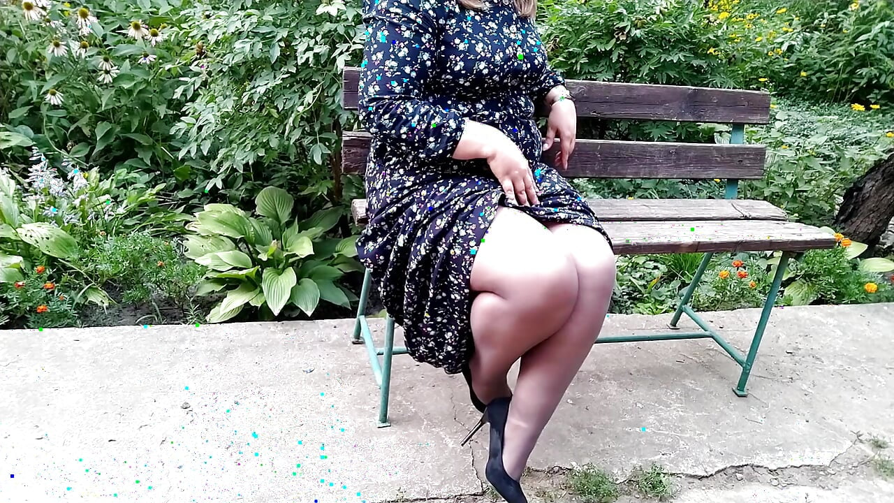 Horny mother-in-law made me cum on her shoes in a public park