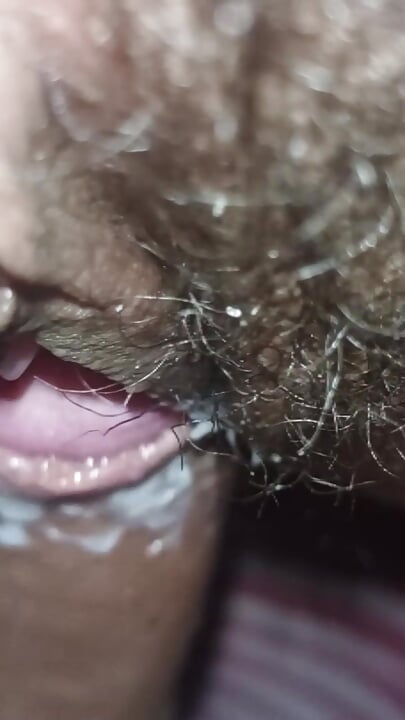 Husband licking Urfis pussy and fucking her with cucumber in Hindi