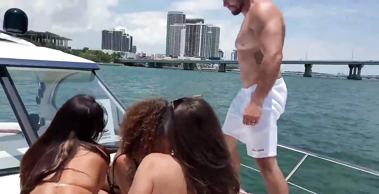 I Got a Big Yacht and Filled It with a Bunch of Bad Bitches and Took Them to the Open Sea to Fuck My Big Dick… Me Vs 4 Horny