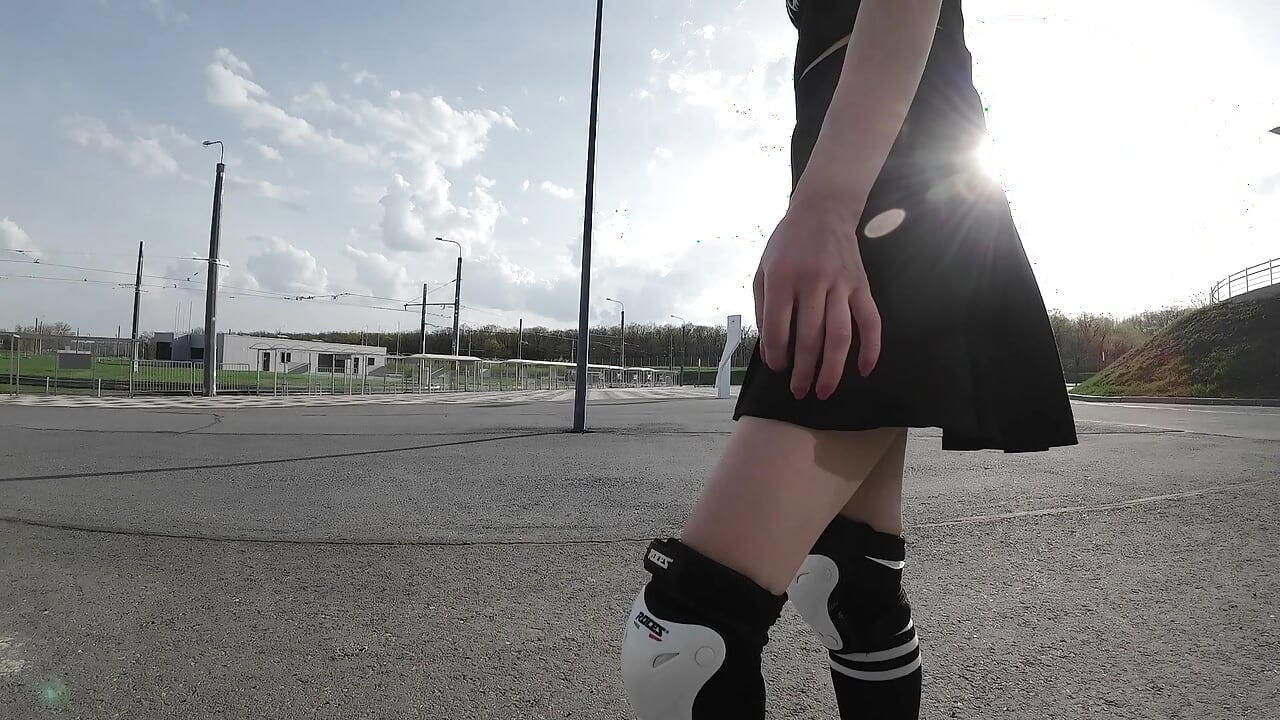 I RIDE A PENNY BOARD IN A SKIRT WITHOUT PANTIES