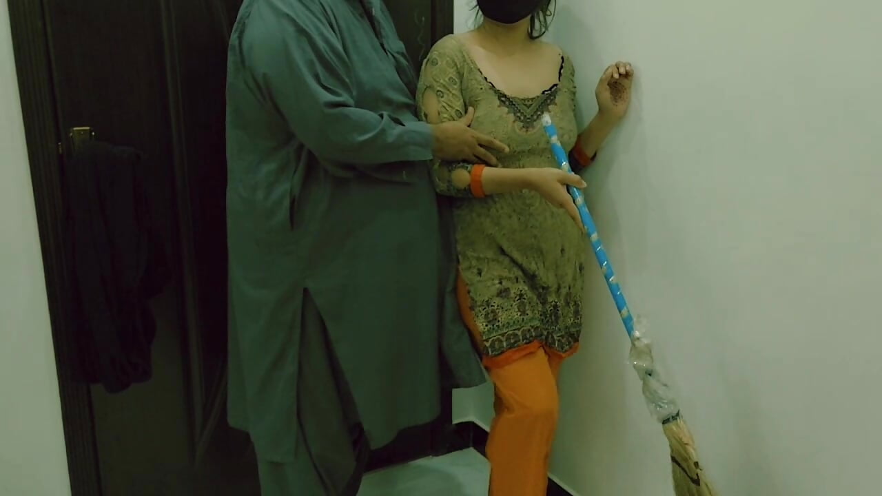 My Beautifull Desi Maid First Time Anal