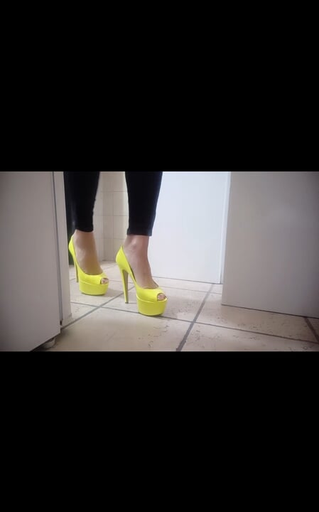 the feet of a slut in shop