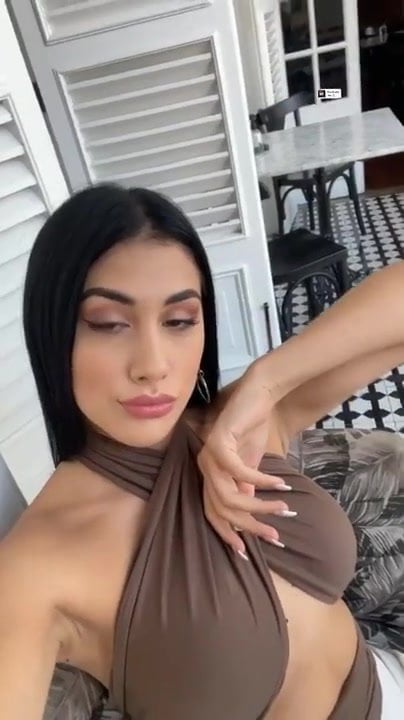 VP05 – Alessia Cruz 33cfd