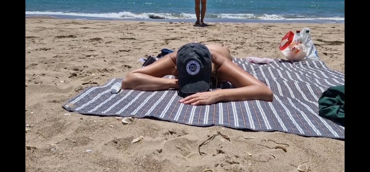 young girl gets fucked on the beach by a stranger fucking from behind