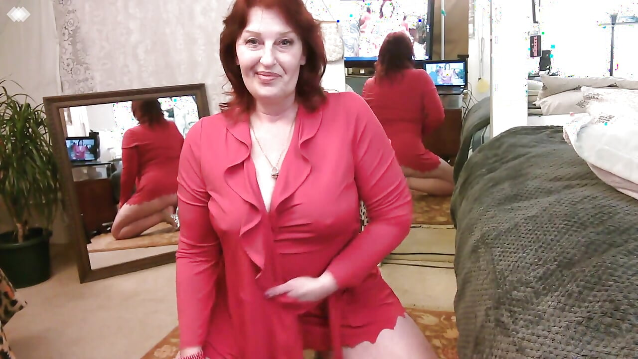 396 Boss Bobs Horny Secretary Welcomes Him Back