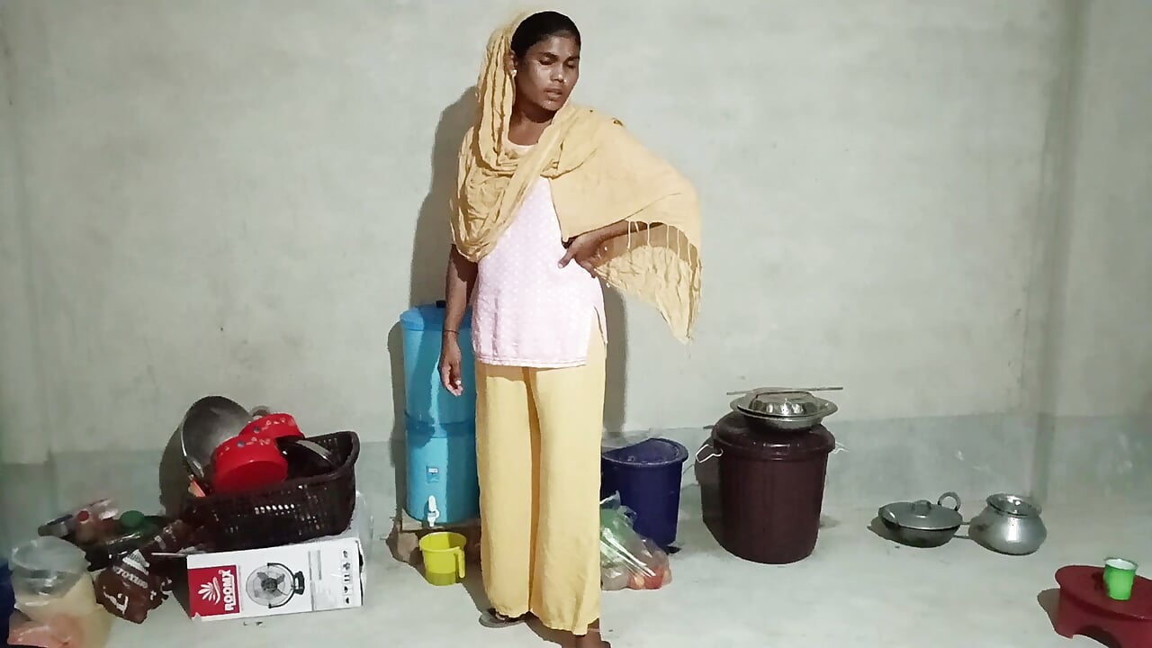 Hard fuck and creampie for skinny brunette