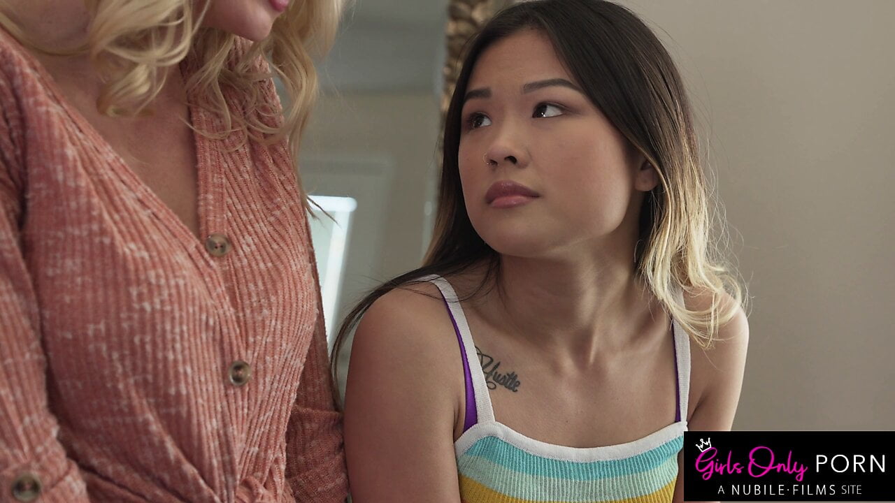 Hot Blonde Serene Siren, You’re so pretty between my legs!