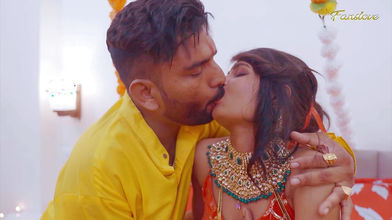 Slim bhabhi enjoyed her first Suhagrat night and fucked hard