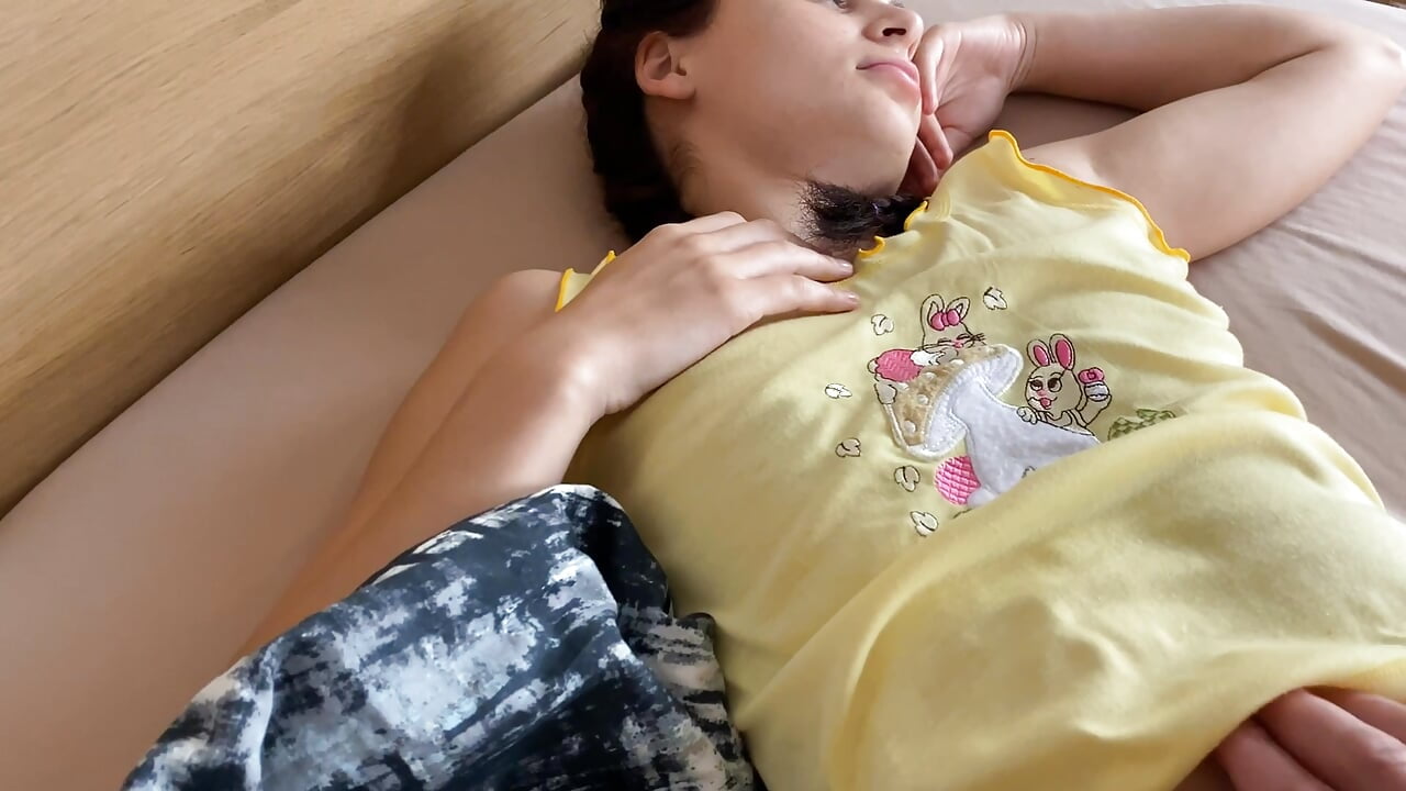 stepsister likes to take my dick in the morning